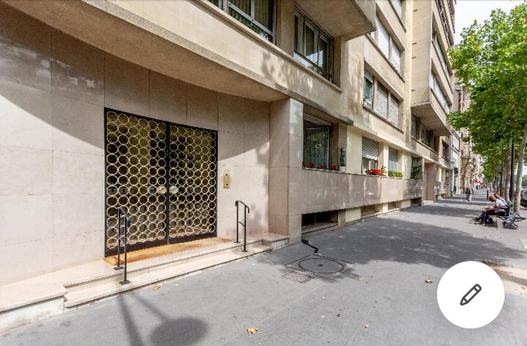 Nid Douillet Et Chaleureux Pour Se Detendre Paris Exterior foto